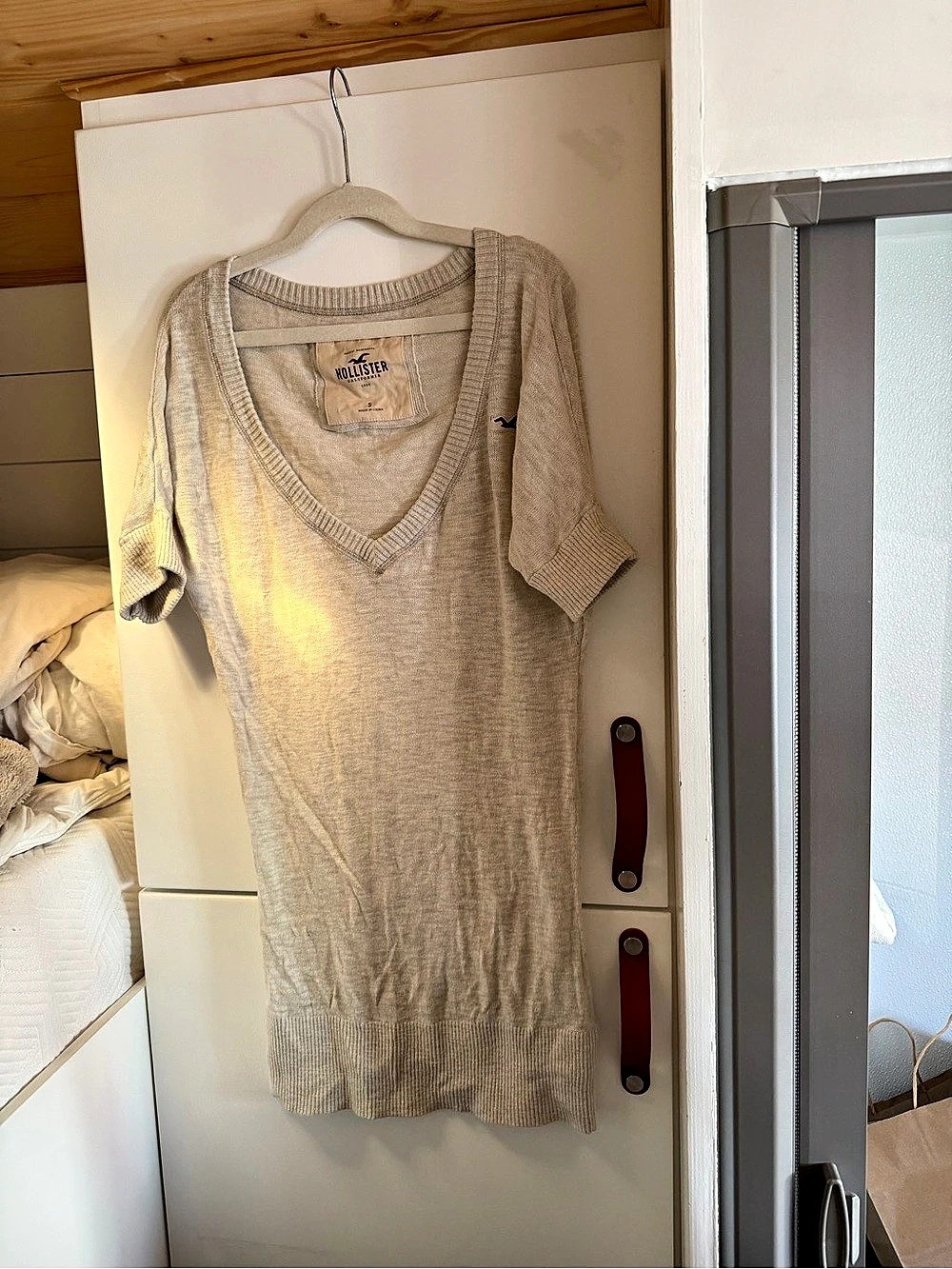Y2K Vintage Hollister Long V Neck Sweater Short Sleeve